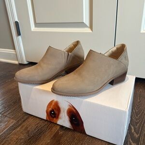 Hush Puppies bootie (Sienna Shootie) size 6.5